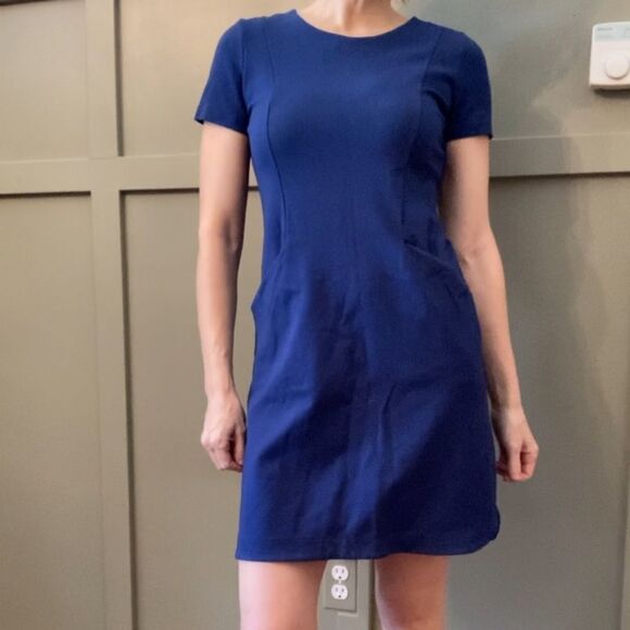 BANANA Republic Seamed Knit Sheath Dress With Pockets Blue Size 0 - Picture 4 of 10